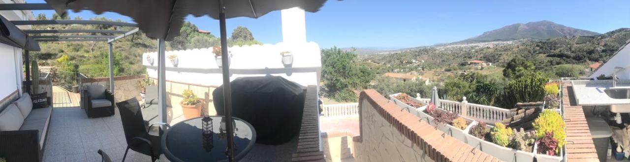 Studio Views Apartment, Cortijo Fruitful Hills Málaga Extérieur photo